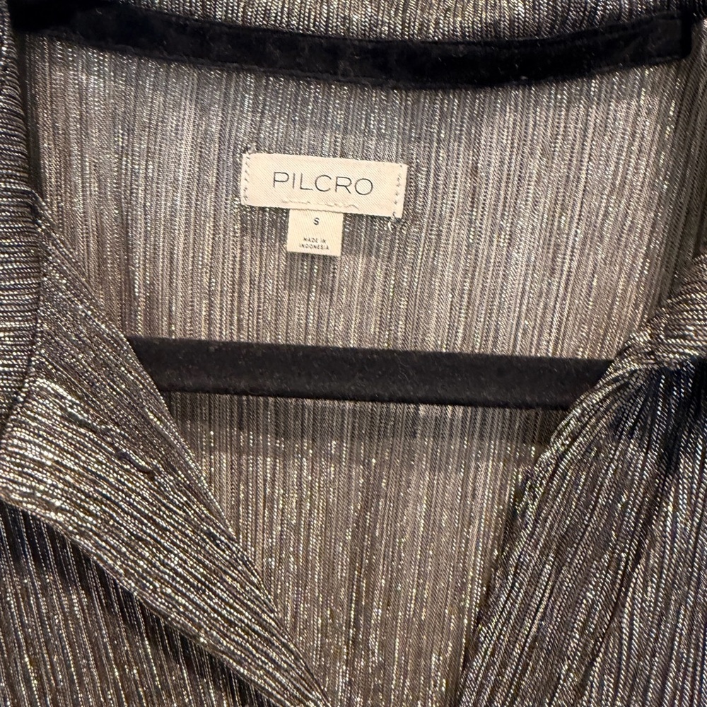 Pilot Metallic Buttowndown shirt - Anthropologie size small - silver - Picture 4 of 4